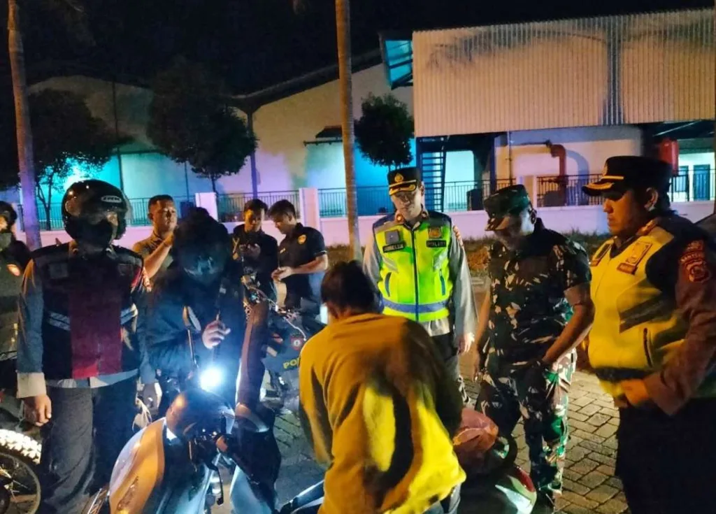 Patroli Gabung TNI Polri