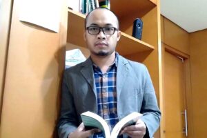 Praktisi Hukum
