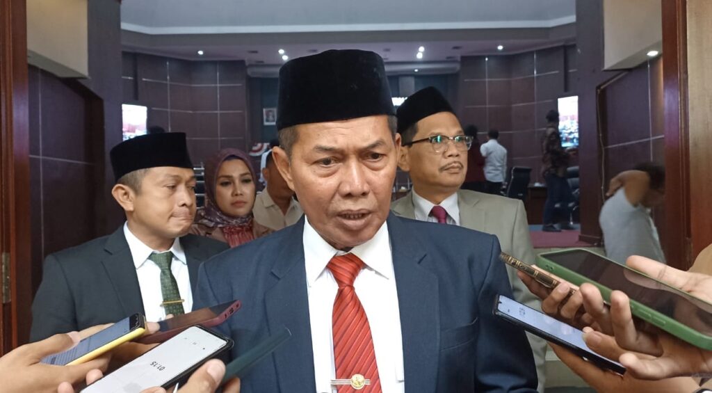 Ketua Dewan Pimpinan Wilayah (DPW) Partai Amanat Nasional (PAN) Provinsi Banten Syafrudin