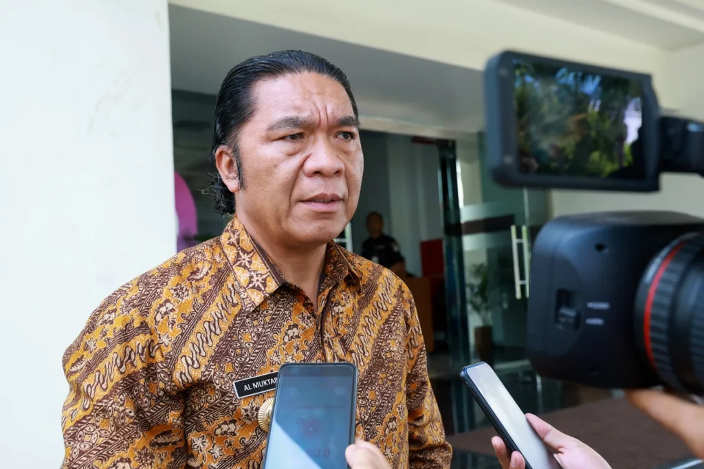 Penjabat (Pj) Gubernur Banten Al Muktabar