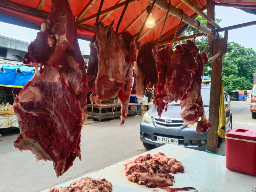 Harga daging sapi di Pasar Ciruas