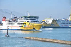 Kapal penumpang PT ASDP Indonesia Ferry (Persero)