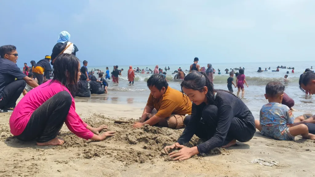 Liburan di Pantai Anyer