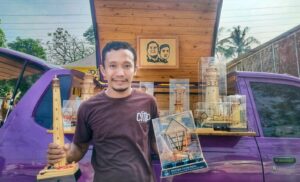 Miniatur Ikon Budaya Banten