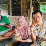 Pengrajin Dapros dan Opak