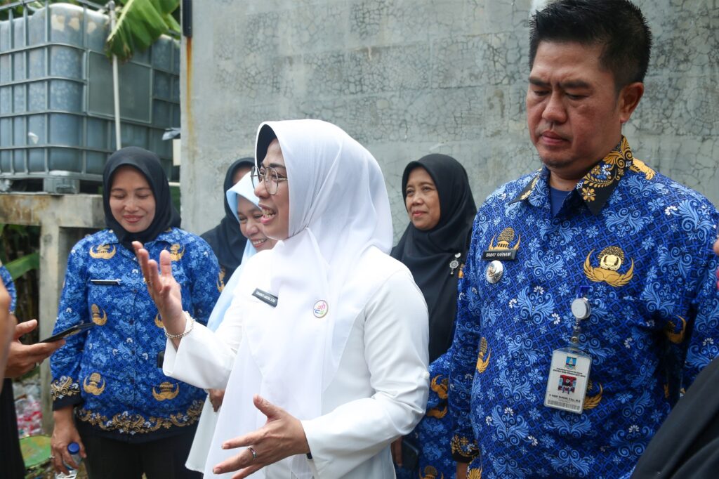 Tinawati Andra Soni