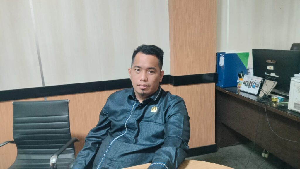 Azwar Anas