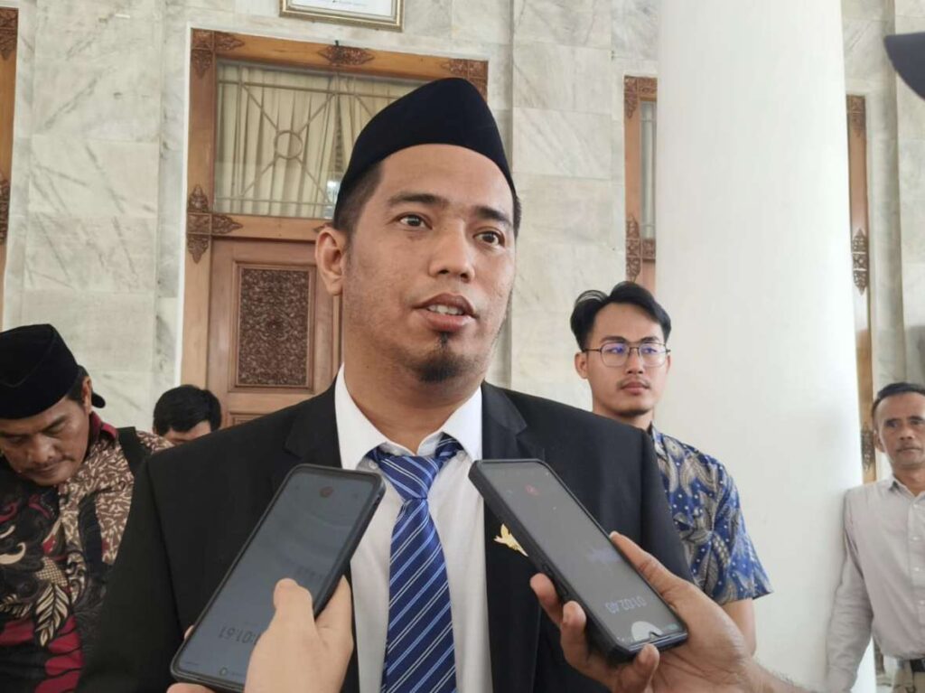 Azwar Anas