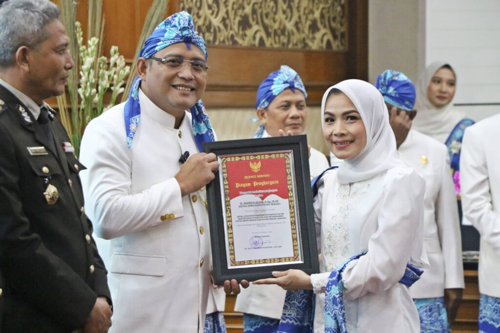 Bupati Serang